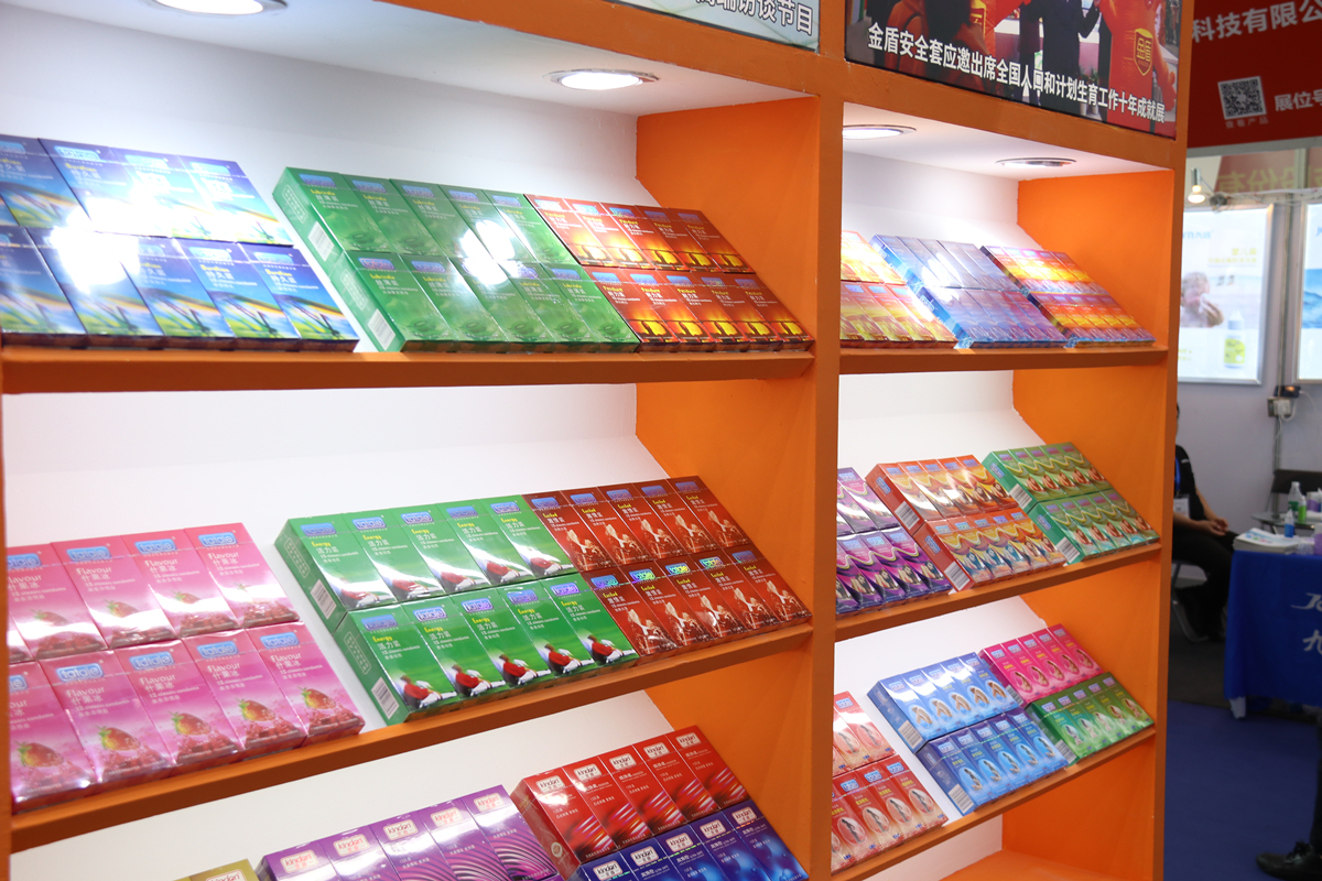 產品有特色、價格好操作，康祥避孕套閃亮國藥會！(圖3)