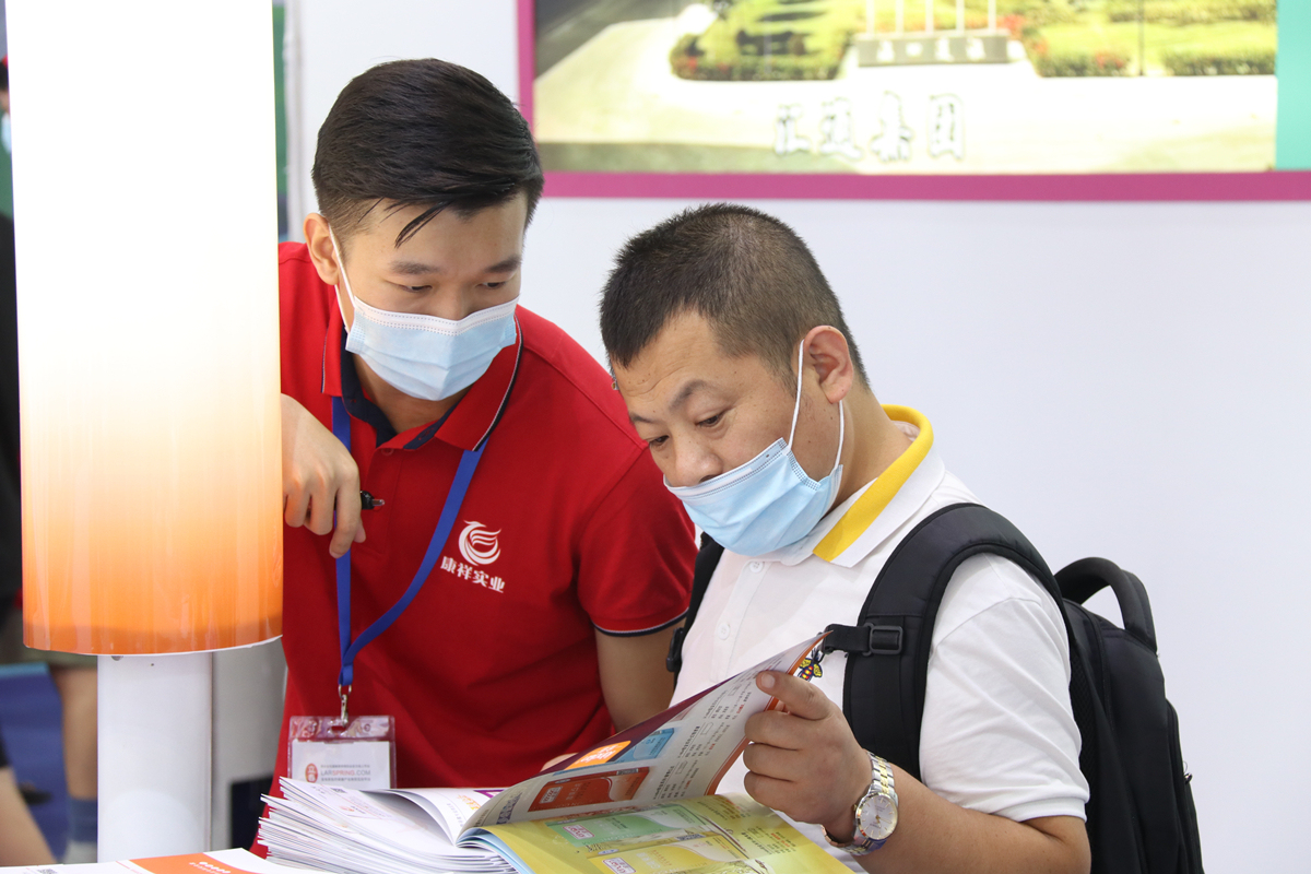 產品有特色、價格好操作，康祥避孕套閃亮國藥會！(圖12)