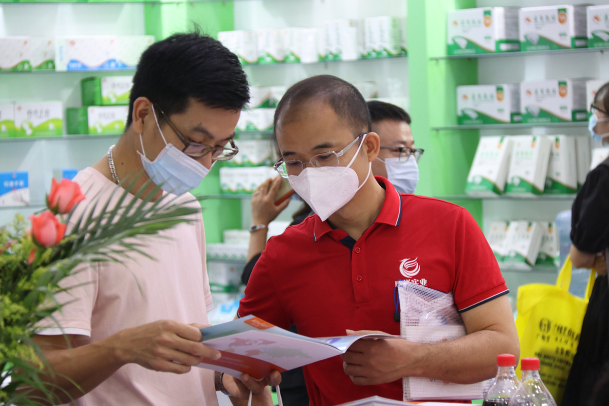 產品有特色、價格好操作，康祥避孕套閃亮國藥會！(圖13)